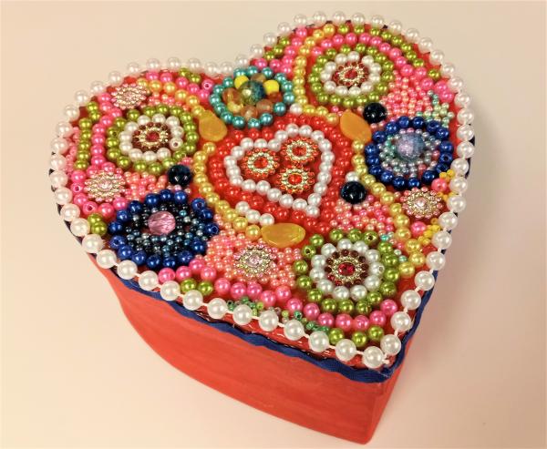 Image for event: Bead Embellished Boxes