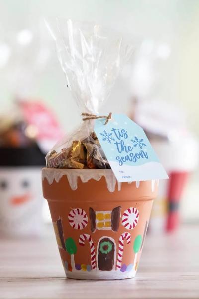 Image for event: Make a Gift: Terracotta Pot Gift Container (Adults)